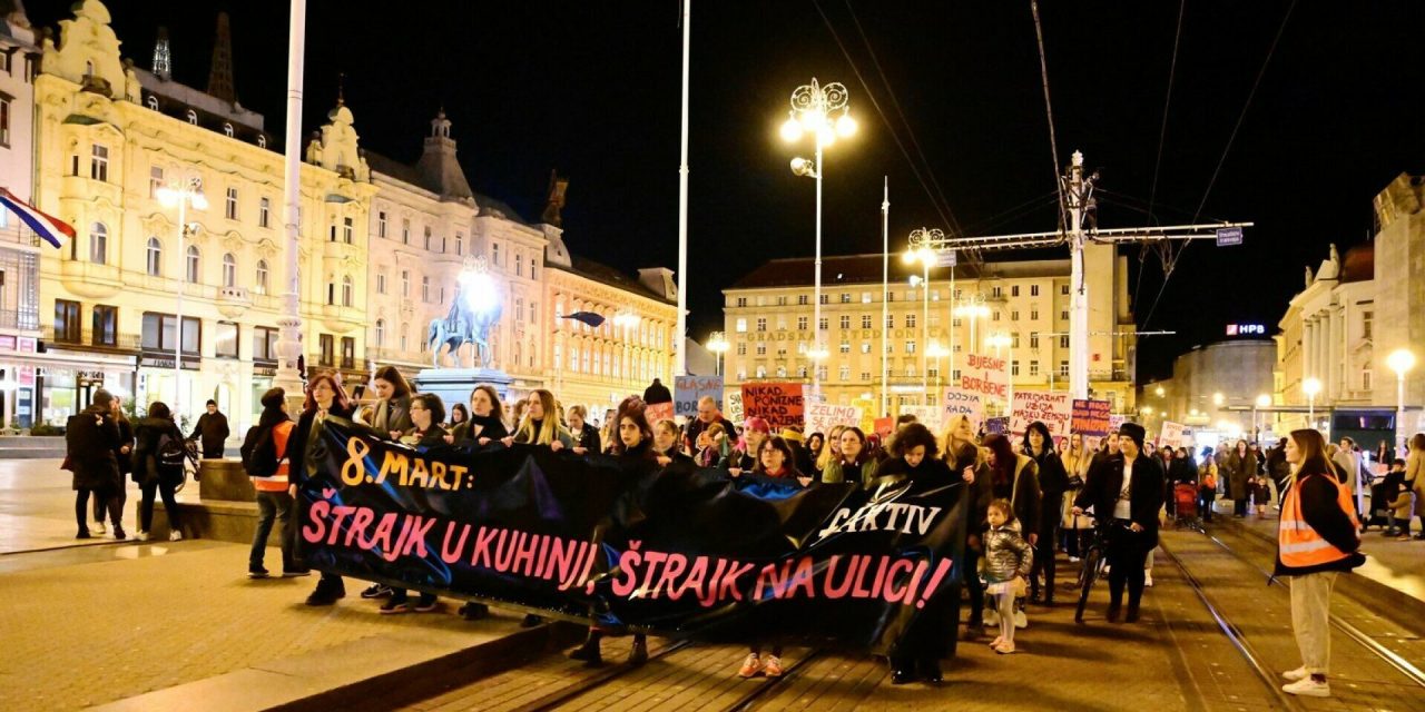 VIDEO Noćni marš za prava žena: ''Mizoginistima, klečateljima, obiteljašima i transfobima poručujemo