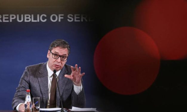 Vučić srednjoškolcima plaća za svaki glas koji se skupi za njegovu stranku: 'Obećao je do 60 eura'