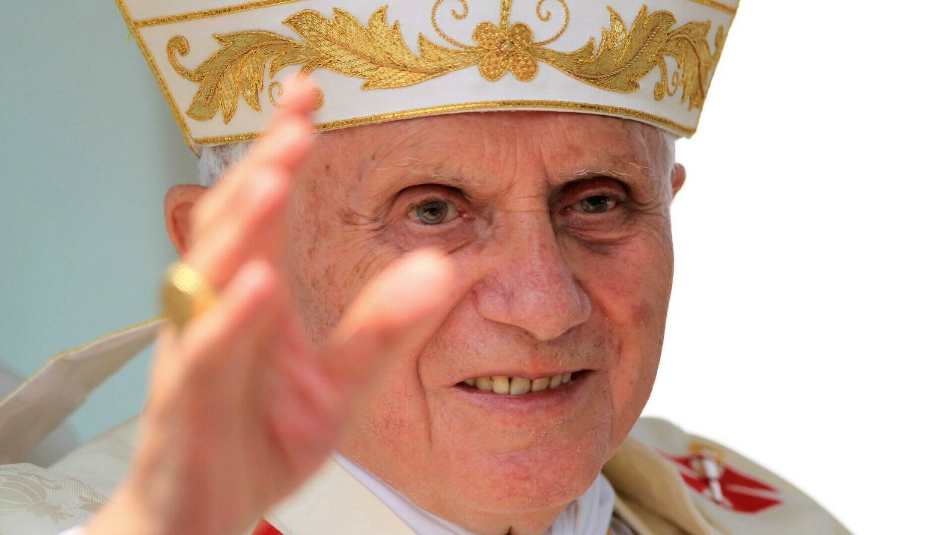 Papa Benedikt bio je pod istragom kao suučesnik u aferi seksualnog zlostavljanja