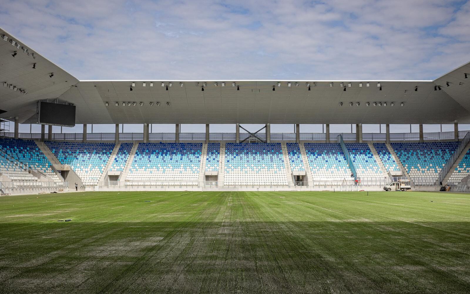 FOTO: Stadion u Osijeku pri kraju, pogledajte kako izgleda najmodernije sportsko zdanje u regiji