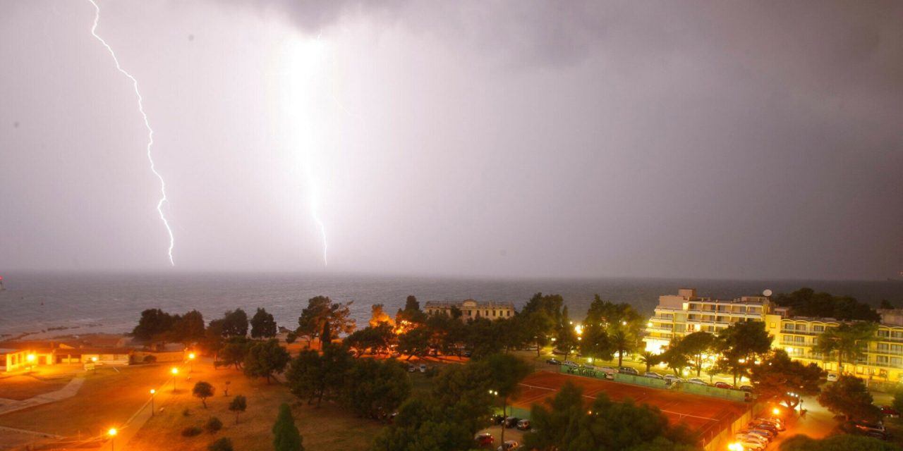 DHMZ izdao posebno upozorenje: Najavljeni jaki naleti vjetra, niske temperature, a mjestimice i snijeg