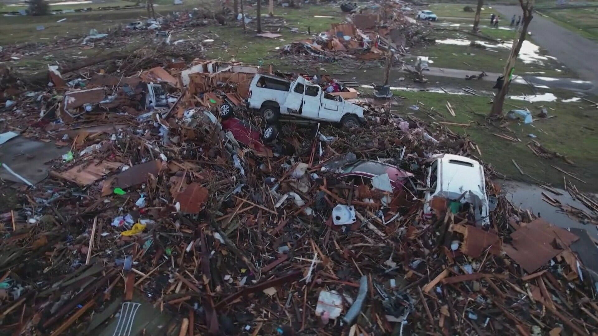 Smrtonosni tornado odnio živote na jugu SAD-a: “Ne želim umrijeti. Ne želim da ja ili djeca umremo”