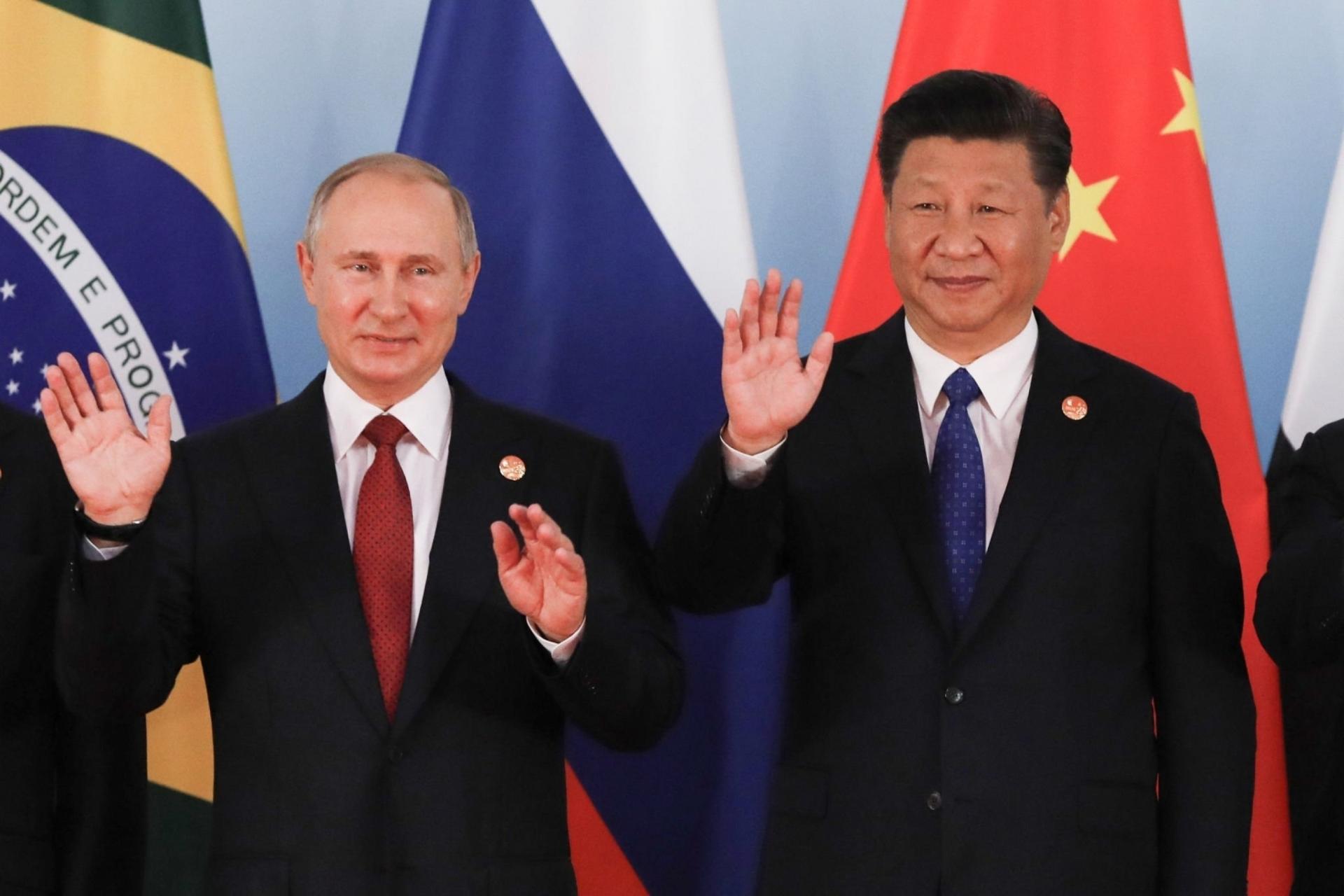 Xijev 'poljubac smrti' međunarodno izopćenom i onemoćalom ruskom vođi