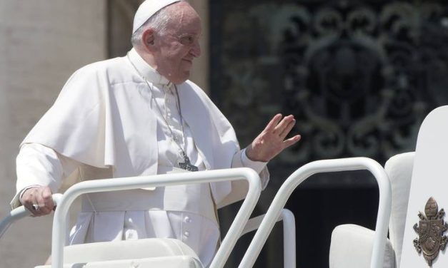 Papa će voditi uskrsnu misu pred desetima tisuća vjernika
