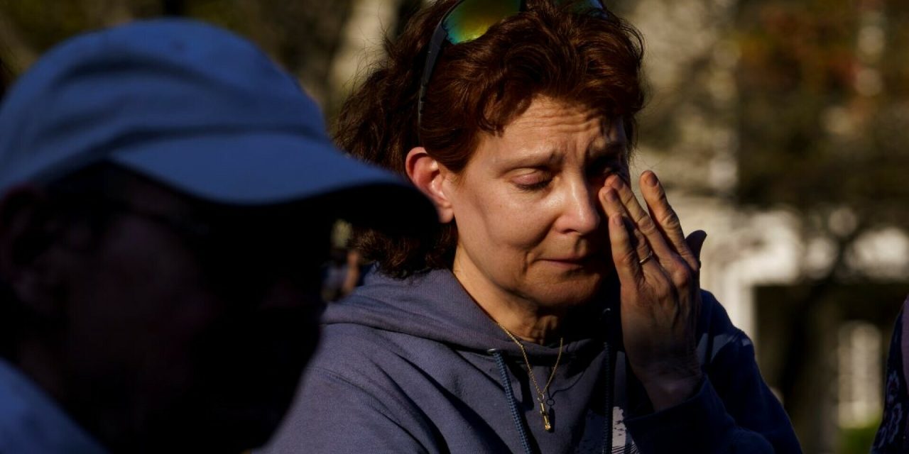 Upao u banku i otvorio vatru na kolege: Ubio pet bankara, više je ljudi ranjeno, poznat i motiv