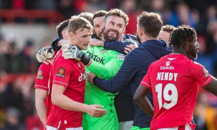 Wrexhamov junak Ben Foster obranio je penal u zadnjoj minuti derbija s Notts Countyjem