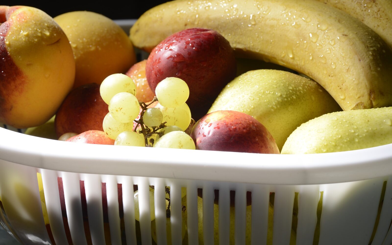 Stručnjak otkriva kako ukloniti pesticide s voća i povrća