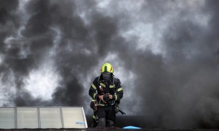 FOTO: Veliki požar u Zagrebu, nad gradom crni dim