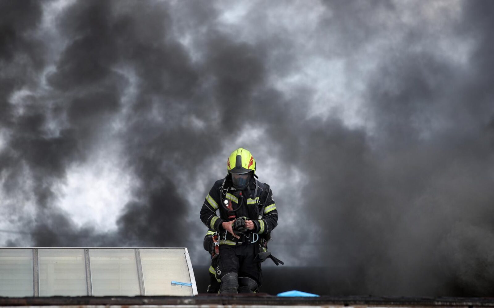 FOTO: Veliki požar u Zagrebu, nad gradom crni dim