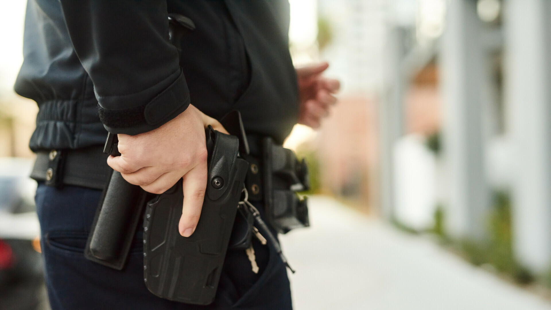 “Zašto me upucao? Što sam pogrešno napravio?”: Policajac pucao u 11-godišnjaka koji je zvao policiju