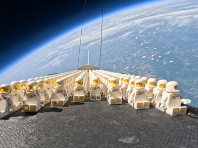 Tisuću Lego “astronauta” letjelo u stratosferu
