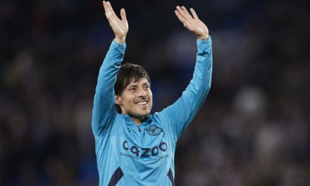 David Silva produljio ugovor s Real Sociedadom.  U siječnju će napuniti 38