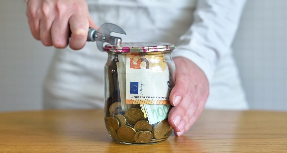 Europski štediše povlače sve više novca iz banaka tražeći bolju opciju za ušteđevinu