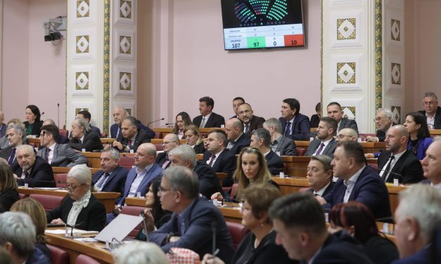 Zadnji radni dan ovog tjedna u Saboru: Zastupnici glasuju o zakonima i rebalansu proračuna