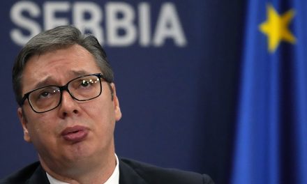 Vučić duboko uznemiren prosvjedima, najavio novo izvanredno obraćanje, opora najavljuje radikalizaciju