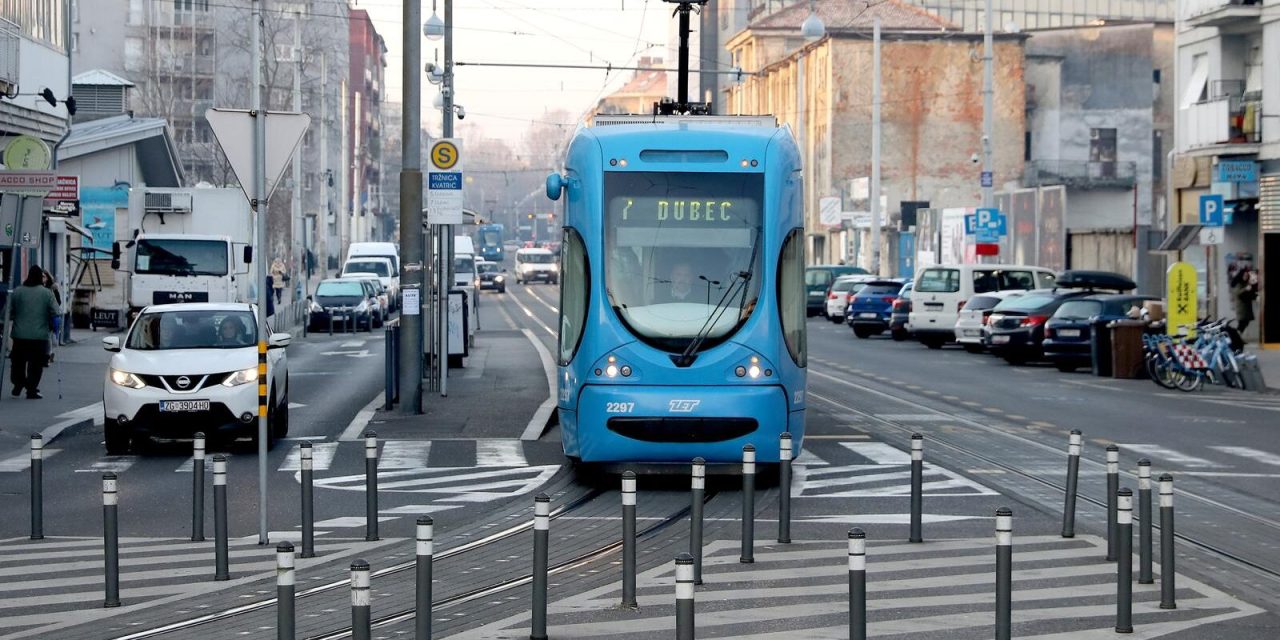 Zagrebom će voziti 11 rabljenih tramvaja vrijednih 2,7 milijuna eura bez PDV-a