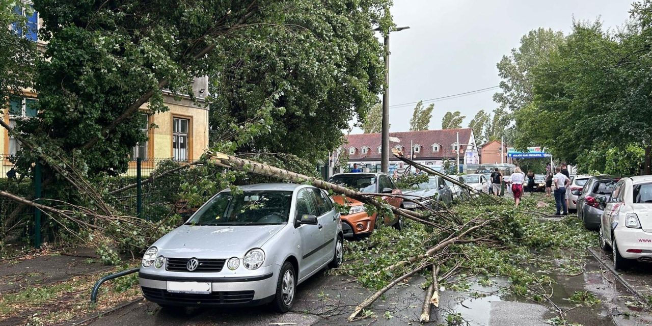 Strašno nevrijeme pogodilo Hrvatsku, poginule su dvije osobe