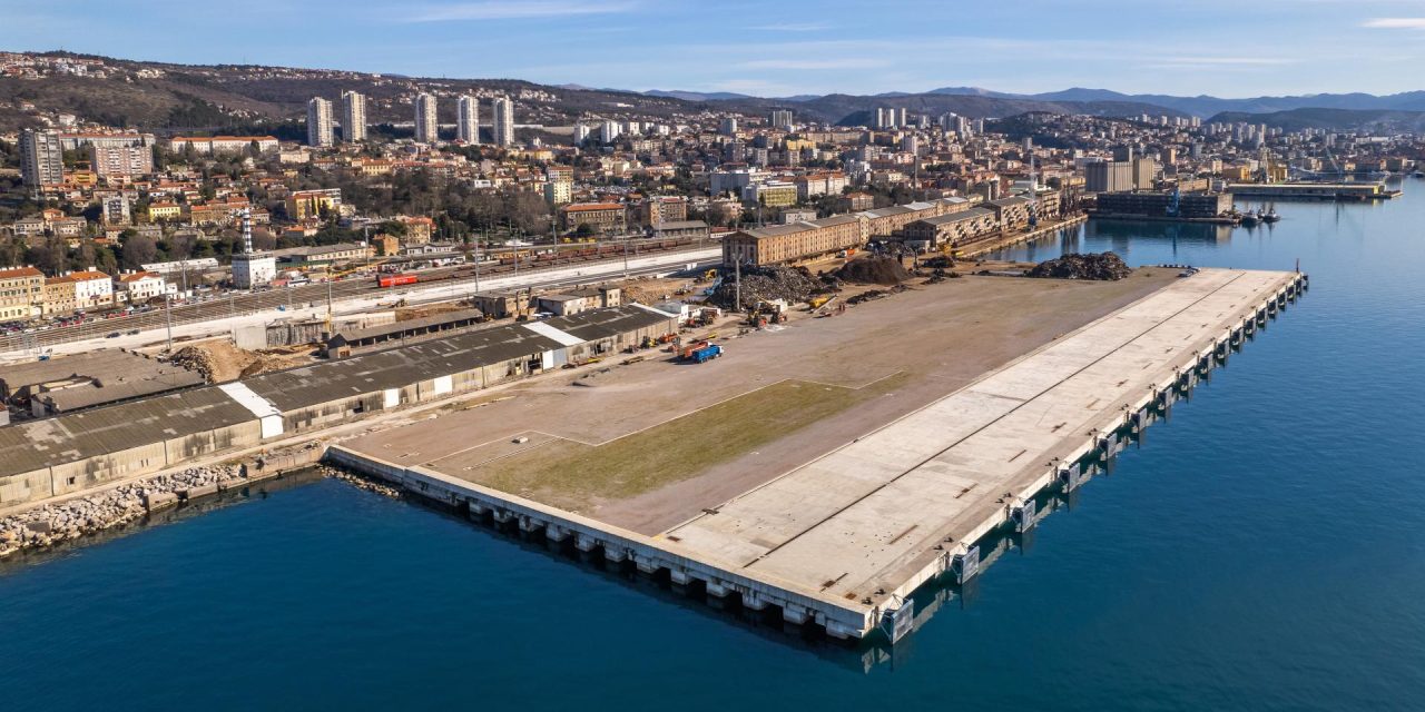 Ostaje nada da će češki ulagač dati zamah tehnološki zaostalom brendu Luke Rijeka