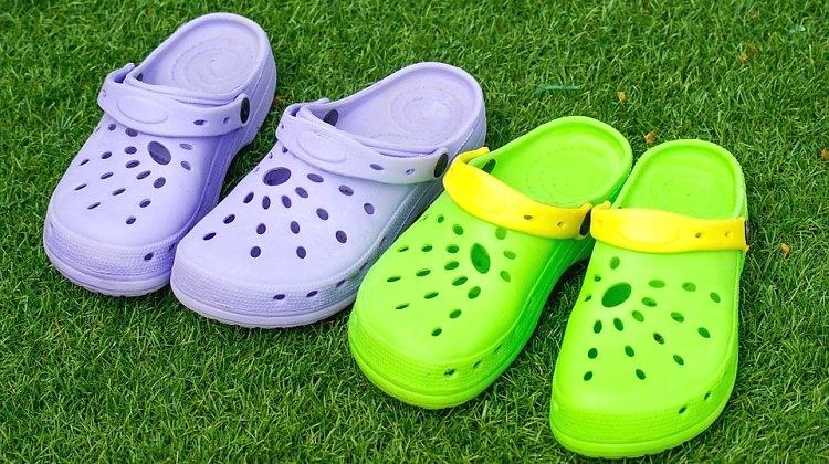 Brend Crocs po prvi put premašio milijardu dolara prihoda u jednom kvartalu