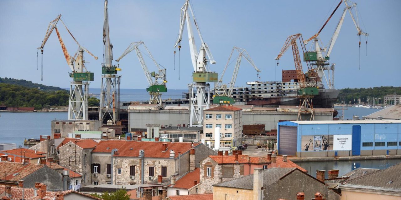 Pad broja zaposlenih u industriji