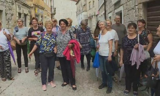 Napeto pred početak Sinjske alke, Bulj: “Puno bitnije od rukovanja mi je da se riješe problemi grada”