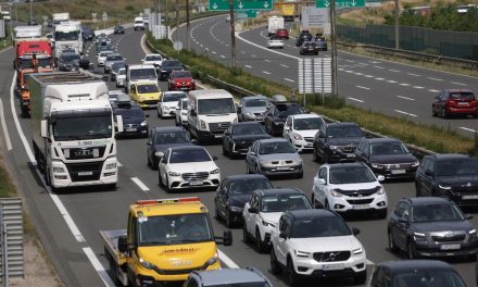 Gužve na autocestama: u tunelu Sveti Rok prekinut promet, kolona kod Lučkog