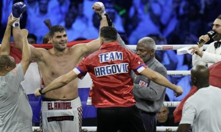 ‘El Animal’ gazi dalje: Filip Hrgović nokautirao je McKeana za titulu obveznog IBF izazivača