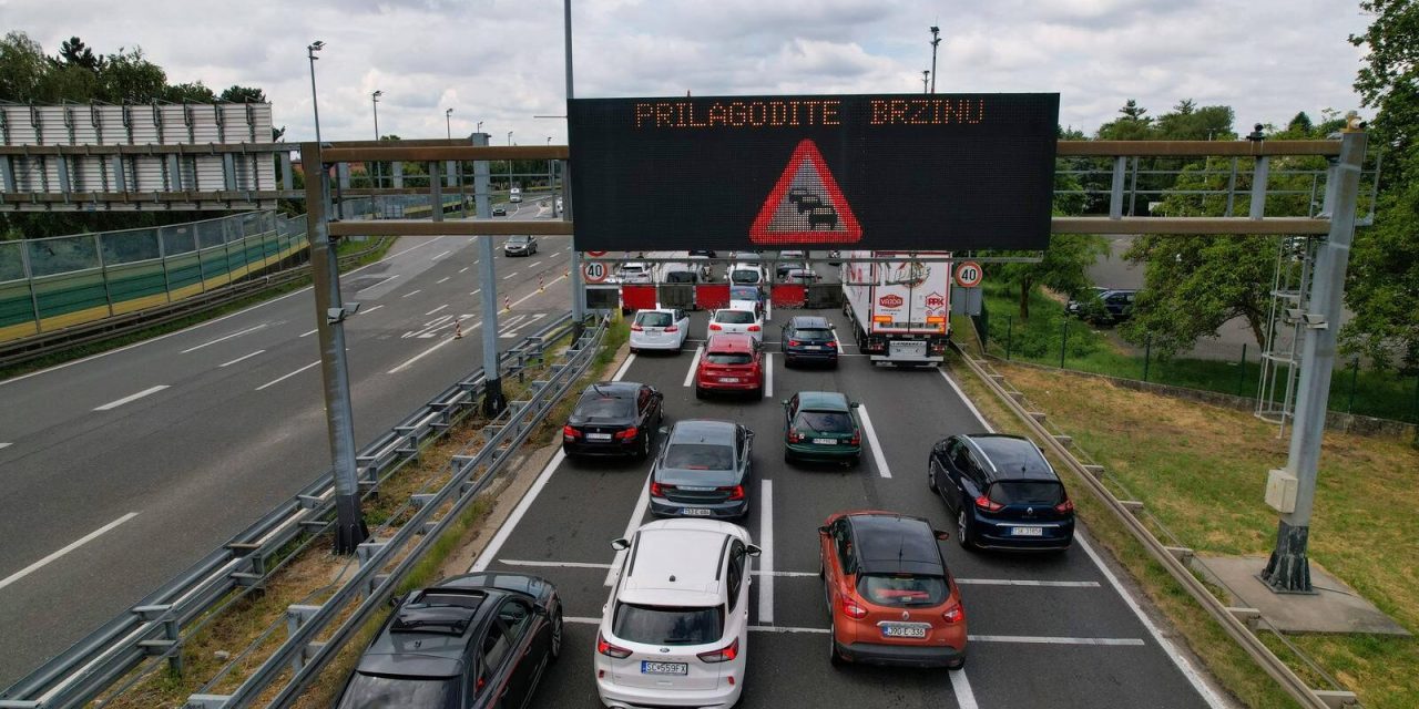 Za vikend nešto manje vozila na autocestama, ali više naplaćene cestarine