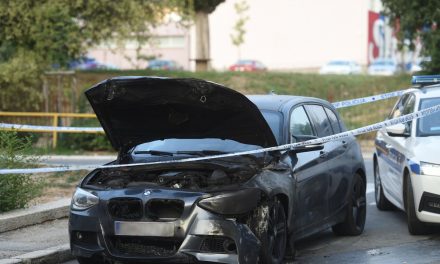 FOTO “Nisam ni muhu zgazio”: Vlasnik izgorenog BMW-a sumnja da mu je netko namjerno zapalio auto