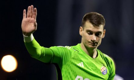 Ako ovo je kraj… Dominik Livaković skupio je šest obrana protiv AEK-a, ali ni to nije bilo dovoljno