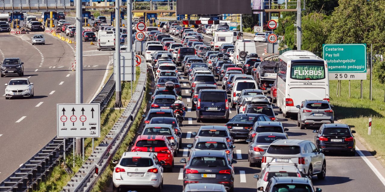 Ovih par stvari možete napraviti kako vam dijete nikad ne bi ostalo u užarenom automobilu