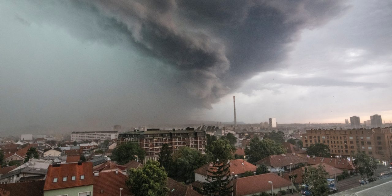 Kolika je vjerojatnost da Hrvatsku u ponedjeljak pogodi superćelijska oluja? Evo što kaže stručnjak