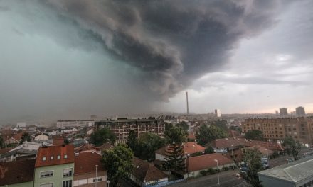 Kolika je vjerojatnost da Hrvatsku u ponedjeljak pogodi superćelijska oluja? Evo što kaže stručnjak