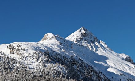 Niti metalna kutija ugrađena u stijenu na vrhu jedne od najtežih planinarskih staza nije sigurna od lopova od najtežih planina