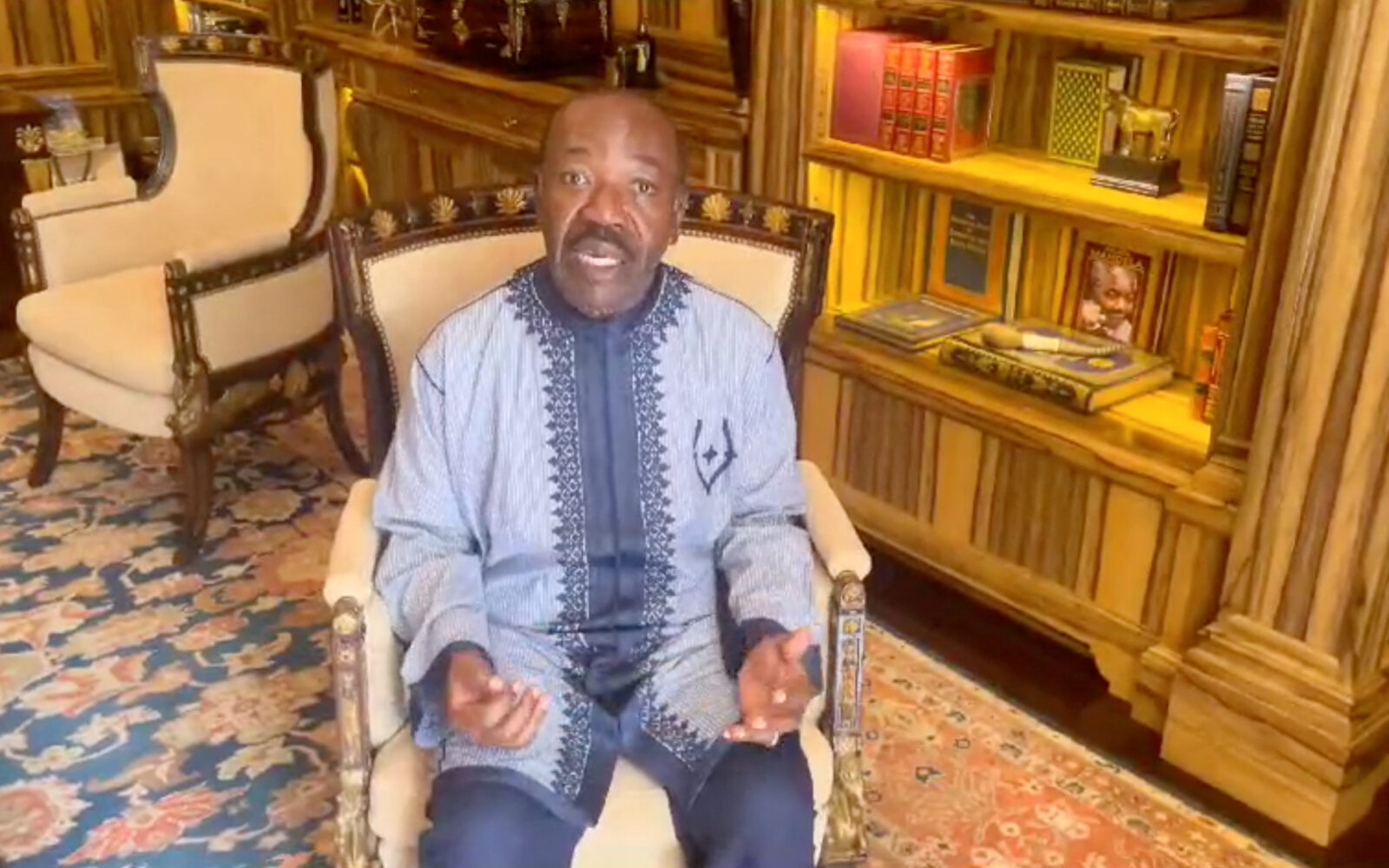 Vođa državnog udara u Gabonu prisegnuo za privremenog predsjednika