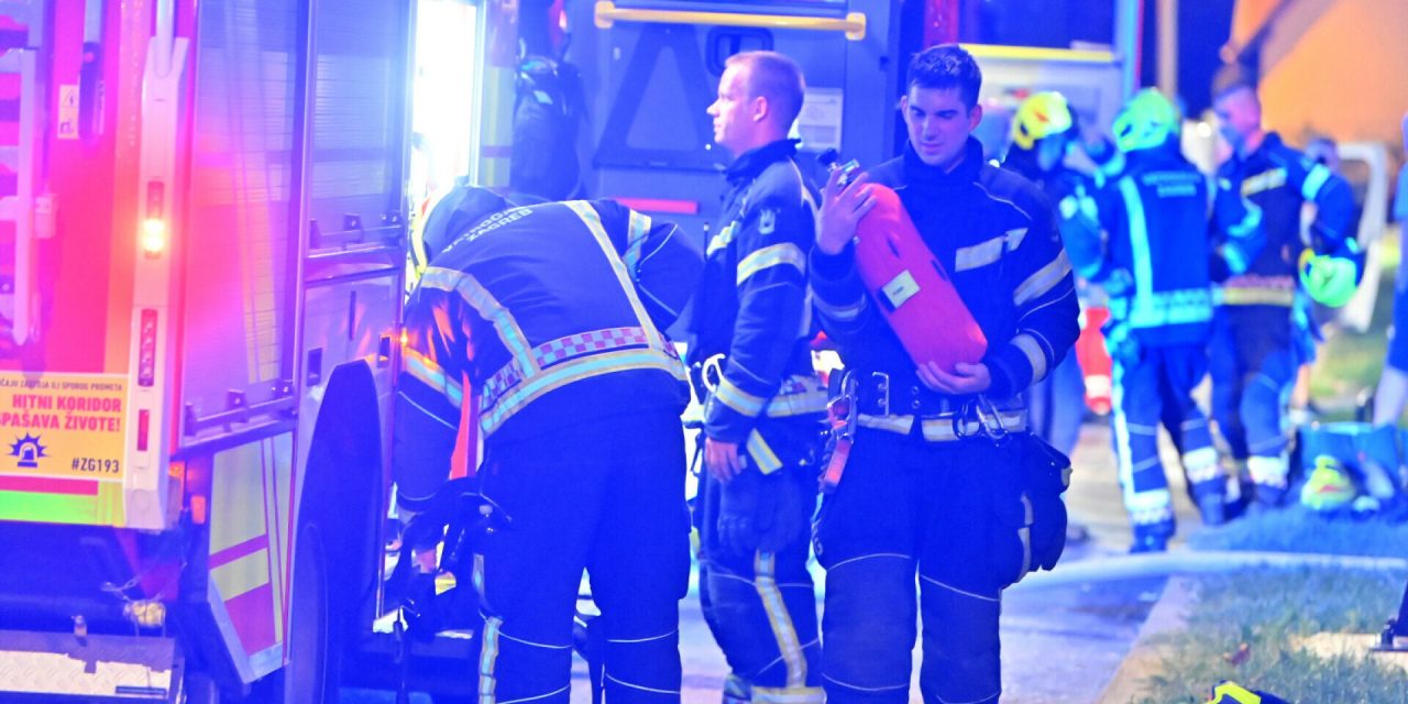 FOTO Požar u stanu u Zagrebu gasilo sedam vatrogasnih vozila: Troje ljudi ozlijeđeno