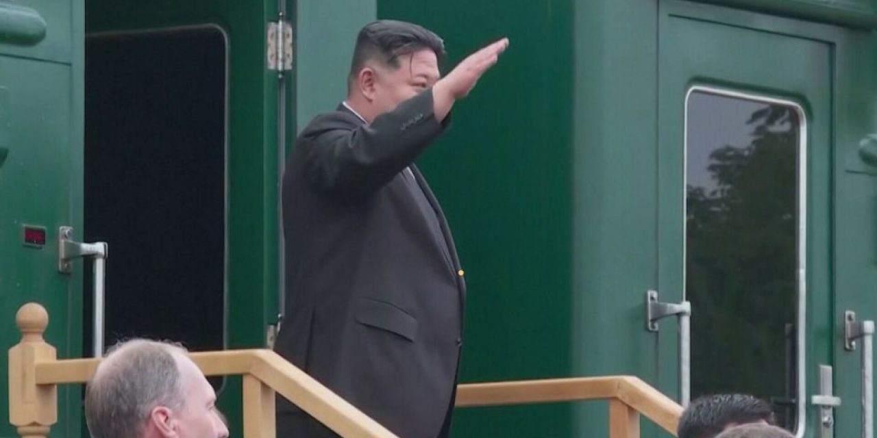 Kim Jong Un se vraća u Sjevernu Koreju: Posjet Rusiji završio na crvenom tepihu i uz zvuk orkestra