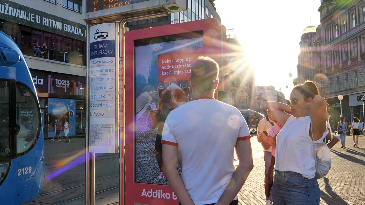 Addiko banka prva u Hrvatskoj pokrenula reklamnu kampanju koristeći proširenu stvarnost (ARonDOOH) u nekoliko gradova