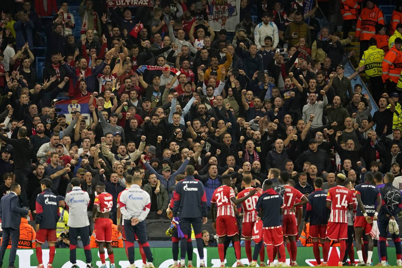 Pogledajte kako su se srpski navijači osramotili u Engleskoj pred očima cijelog svijeta