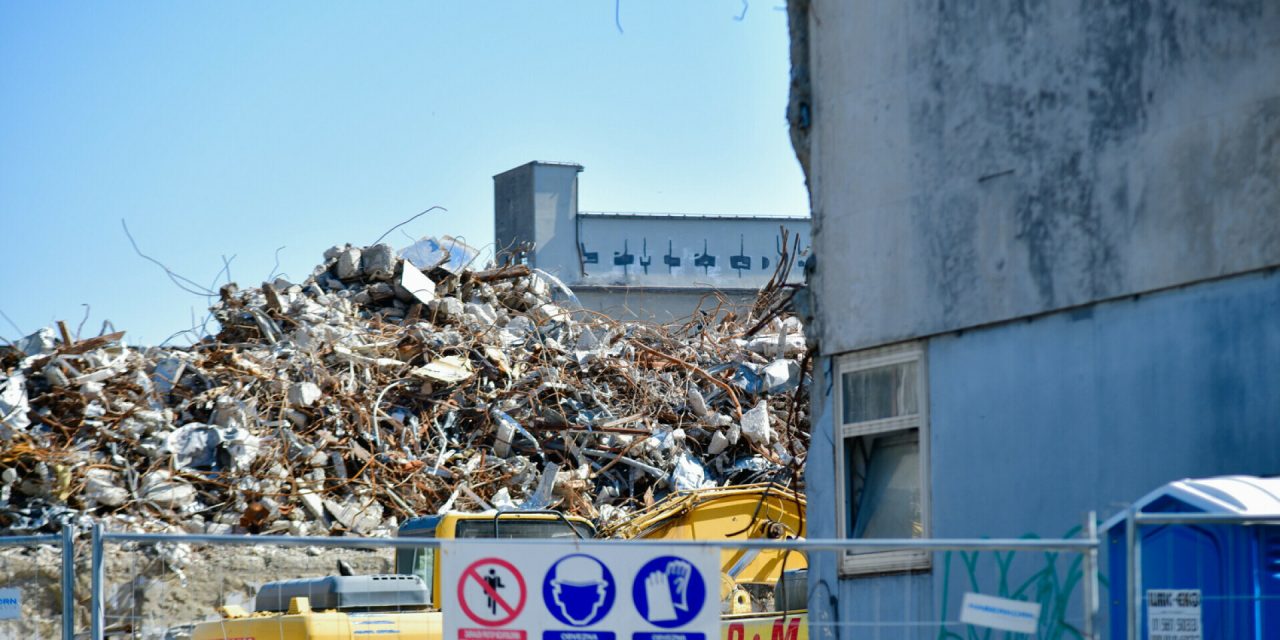 VELIKA GALERIJA Nastavljeno rušenje najvećeg rugla u centru Zagreba