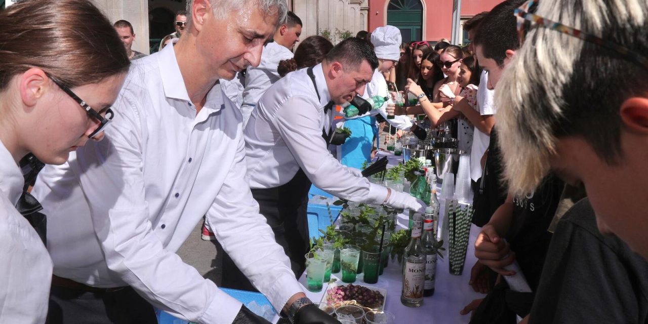 U turizmu i ugostiteljstvu u 2022. rast prihoda i dobiti, ali plaće manje od prosjeka