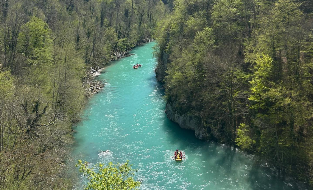 Uzbudljivi rafting: Savršena opcija za ljubitelje adrenalina